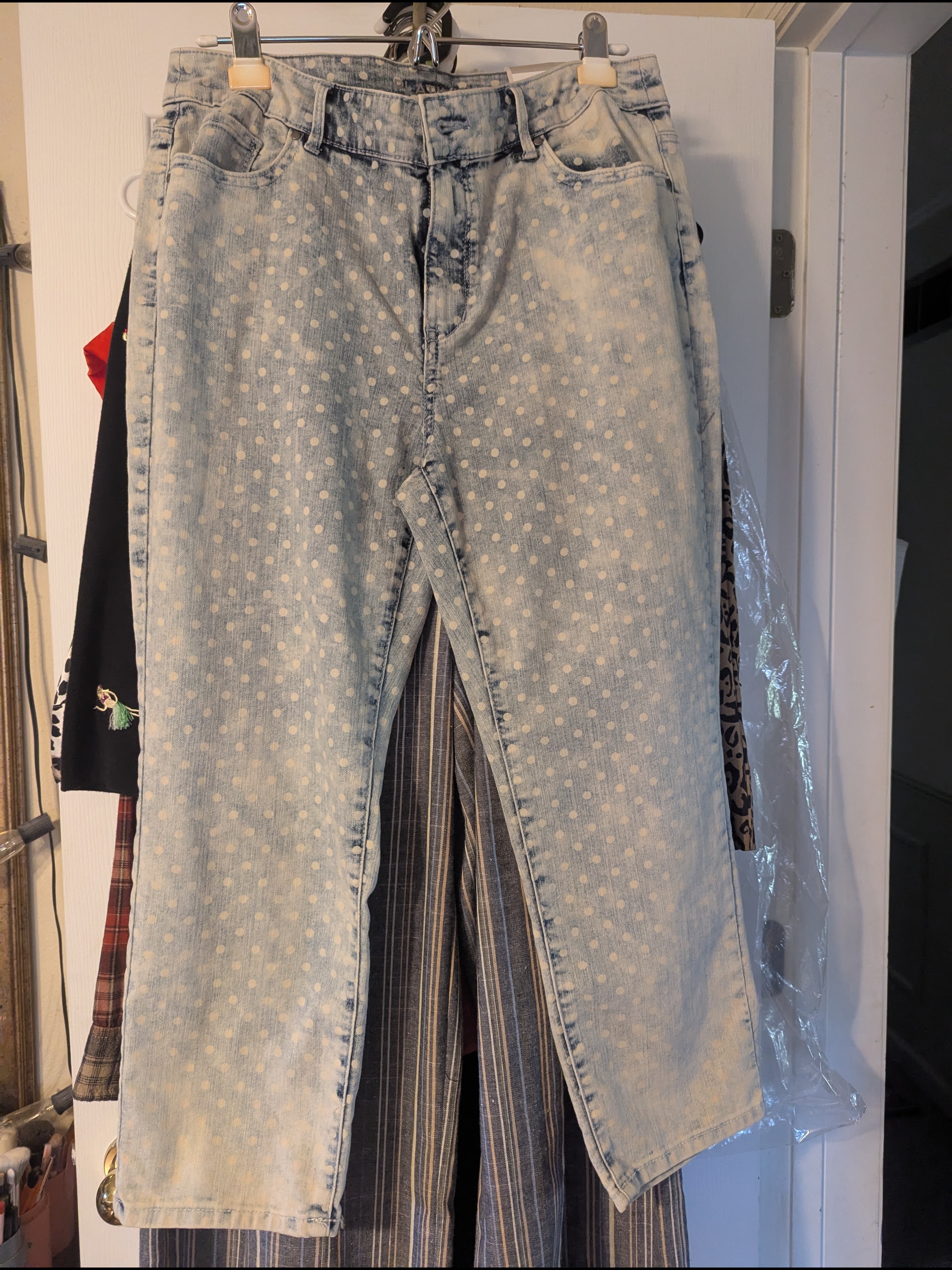 Brand New Chicos Platinum Light Blue Polka Dot StraightLeg Jeans